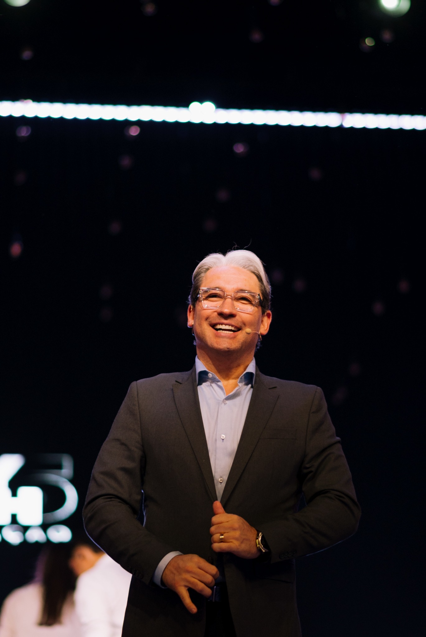 Pr. Mac Anderson